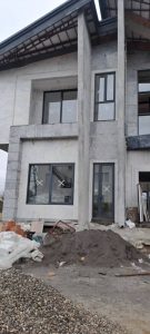 نمای کرتین وال یا فریم‌لس؟ بررسی معایب کرتین وال در مقایسه با سیستم فریم‌لس