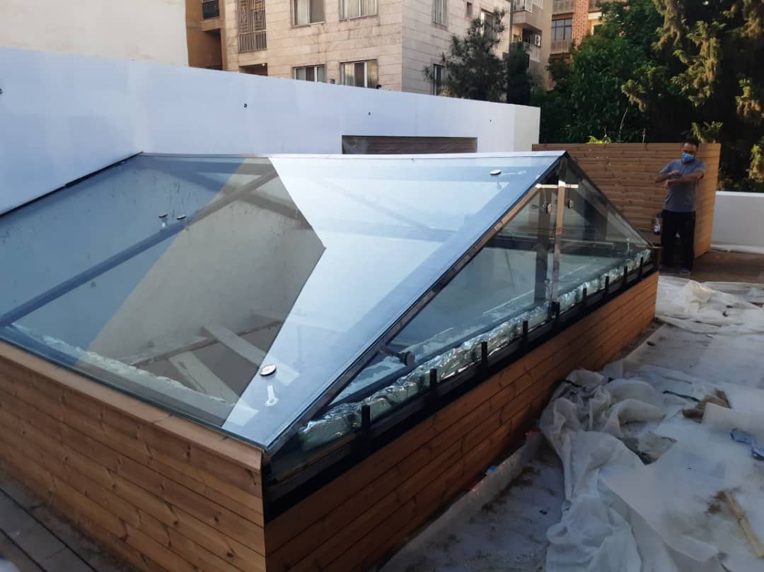 اسکای لایت ثابت و مزایای آن در ساختمان