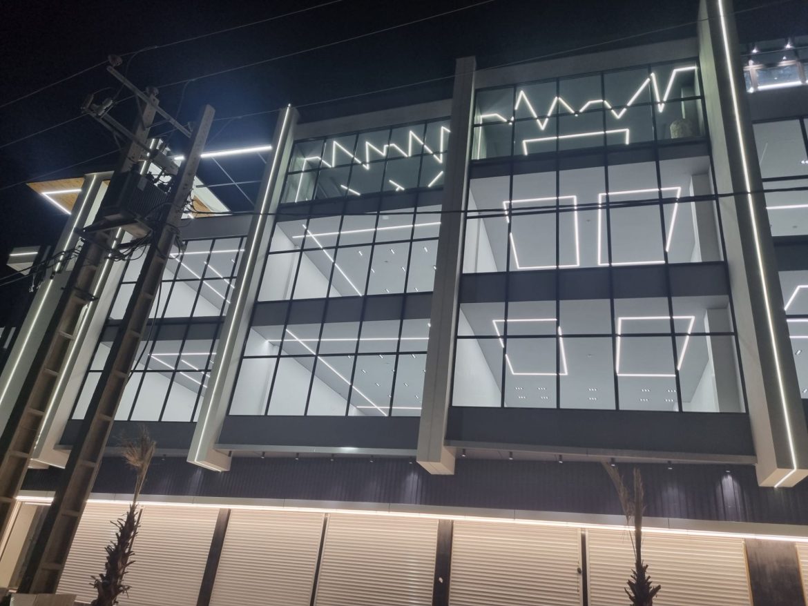 مقایسه قیمت پروفیل کرتین وال ایران