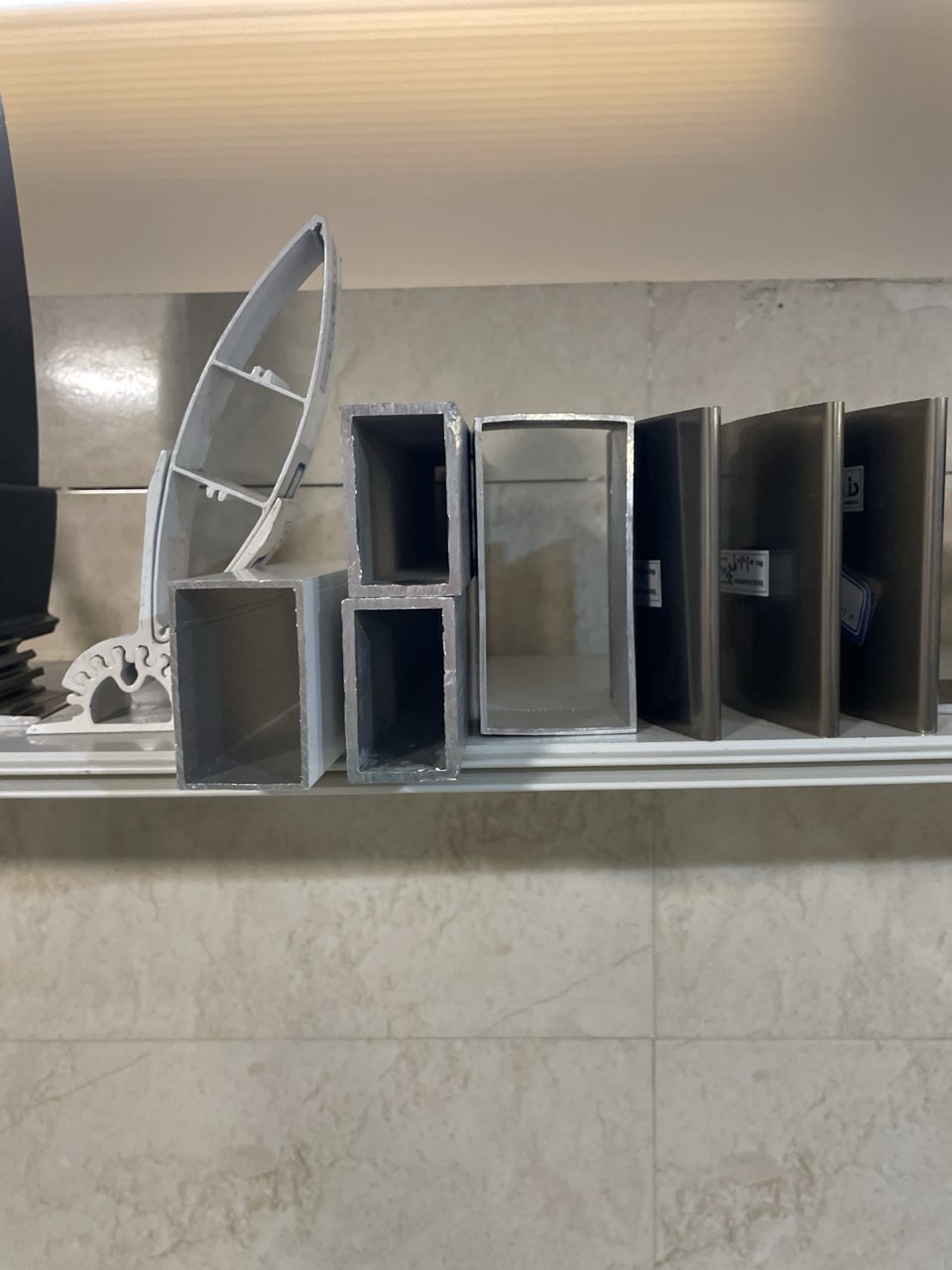 طراحی نمای مدرن با لوور